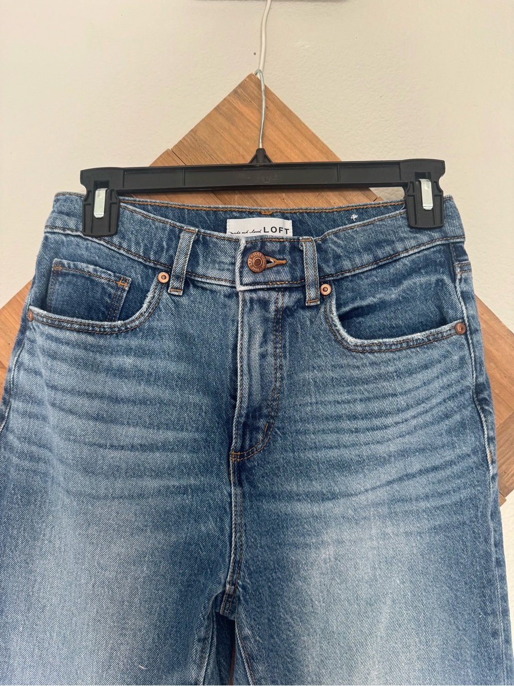 LOFT Woman’s Medium Blue Straight Jeans with Whiskering - Picture 2 of 4